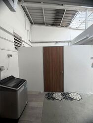 Lavender Street (D12), Retail #613837801